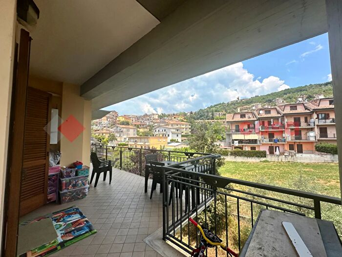 Appartamento trilocale in vendita in Via Vallicelle, Fiuggi