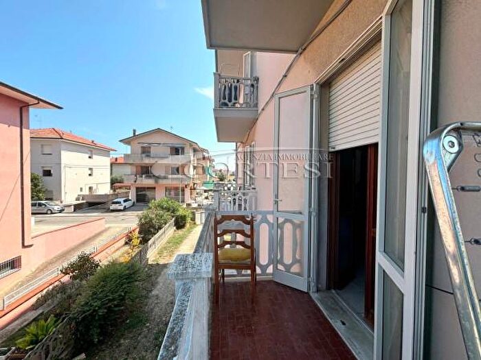 Appartamento trilocale in vendita in Mondolfo