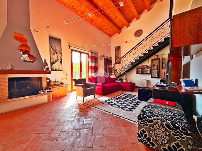 Casa trilocale in vendita in Via Della Vena, Marischio, Fabriano