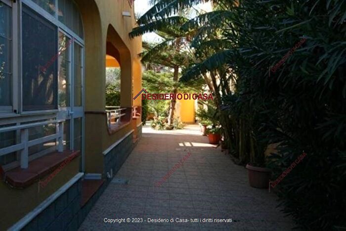 Casa con 5 locali in vendita in Via Piletto Piane Vecchie Pa Italia, Lascari