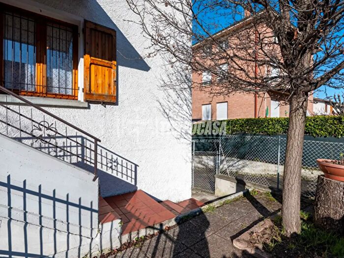 Case in Vendita e in Affitto - 3