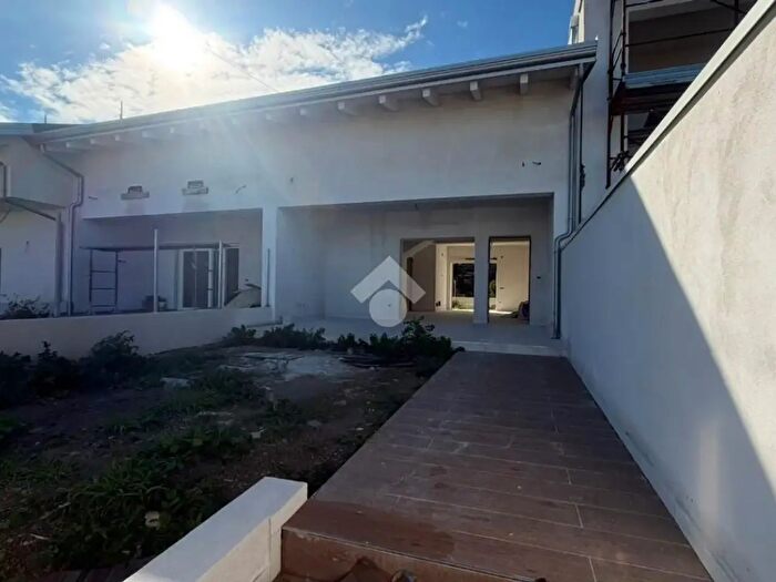 Casa quadrilocale in vendita in Cda Levica, CoriglianoRossano