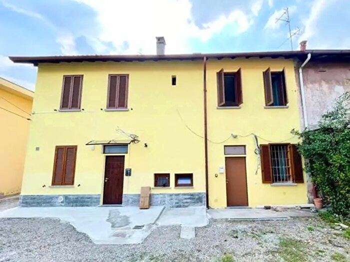 Appartamento bilocale in vendita in Via Cialdini, Meda