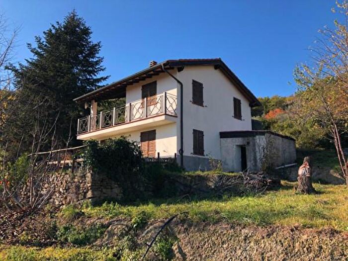 Casa con 5 locali in vendita in Via Provinciale, Dolceacqua
