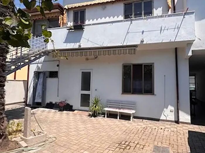 Casa con 5 locali in vendita in Campolongo Maggiore