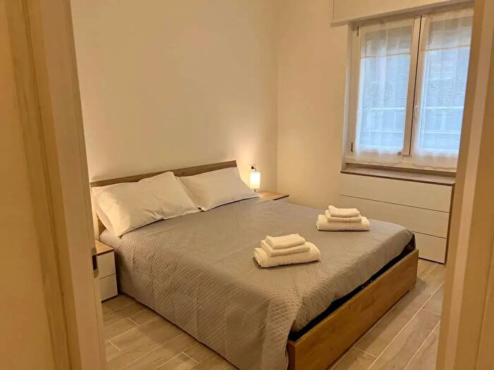 Appartamento monolocale in affitto in Via Padova, Milano