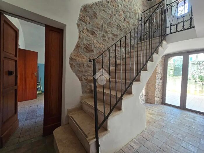 Appartamento bilocale in vendita in Corso Umberto, Acuto