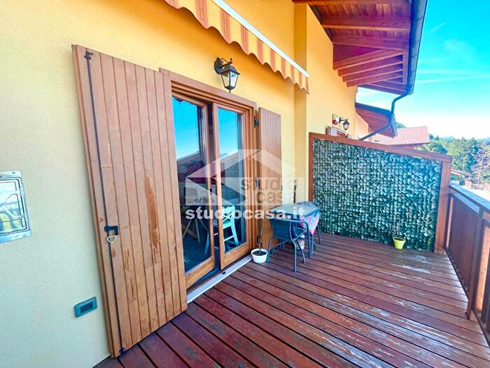 Appartamento trilocale in affitto in Noriglio Collina Est, Rovereto