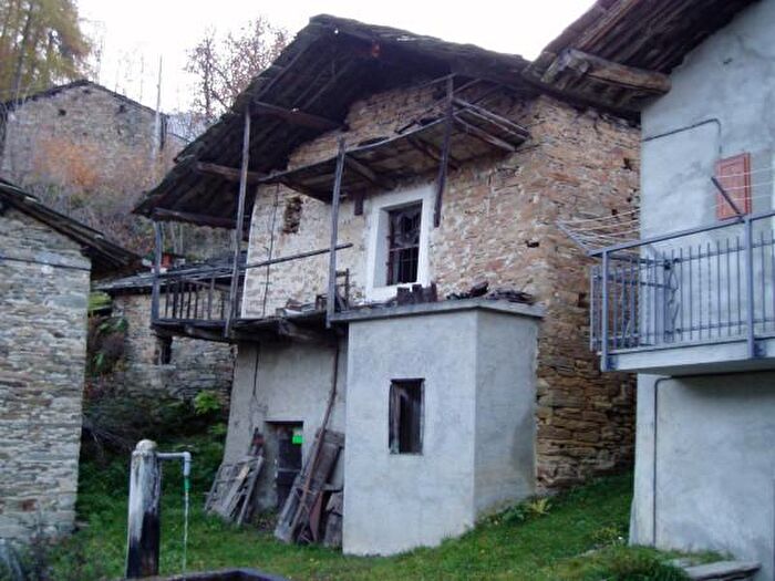 Casa trilocale in vendita in Borgata Chiapellino, Busca