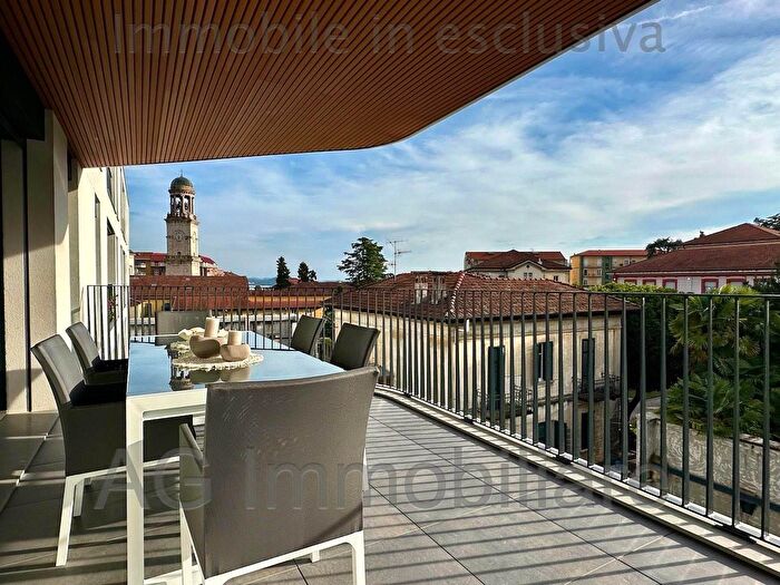 Appartamento quadrilocale in vendita in Via Fartelli Cervi, Verbania