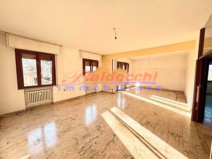 Appartamento con 8 locali in vendita in Fano