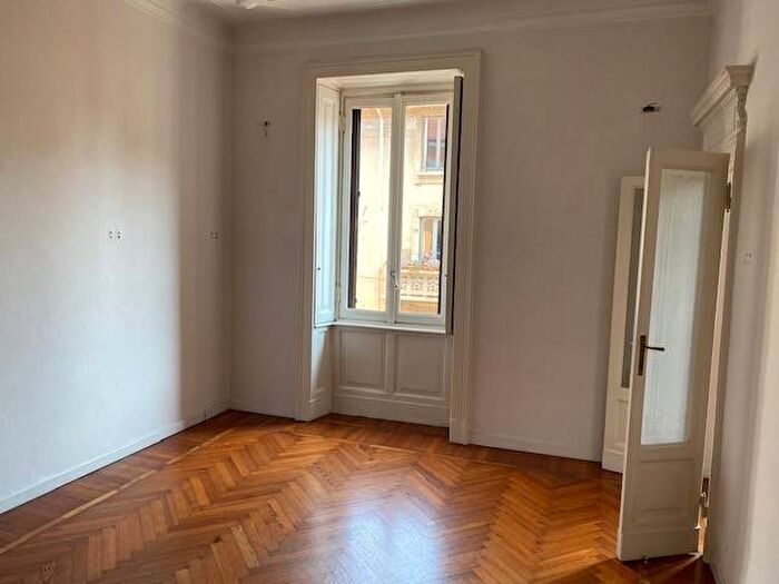 Appartamento quadrilocale in affitto in Via Spartaco, Montenero, Milano