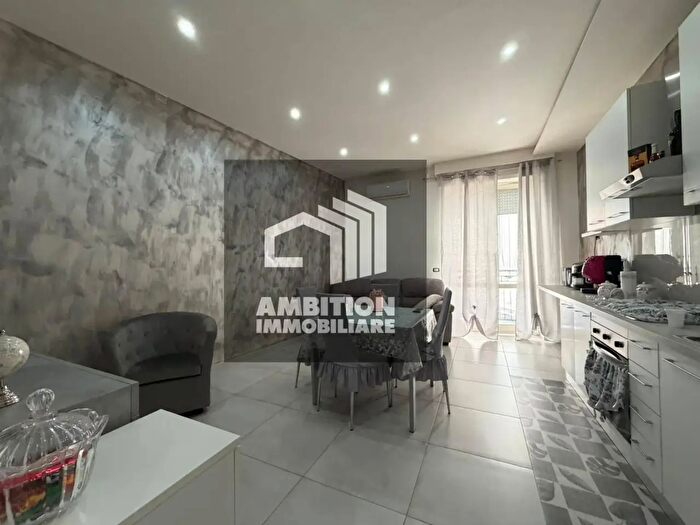 Appartamento trilocale in vendita in Via Mugnano Melito, Mugnano Di Napoli