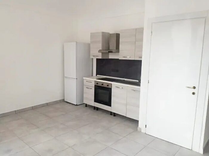 Appartamento bilocale in affitto in Via Innocenzo Platis, Chivasso