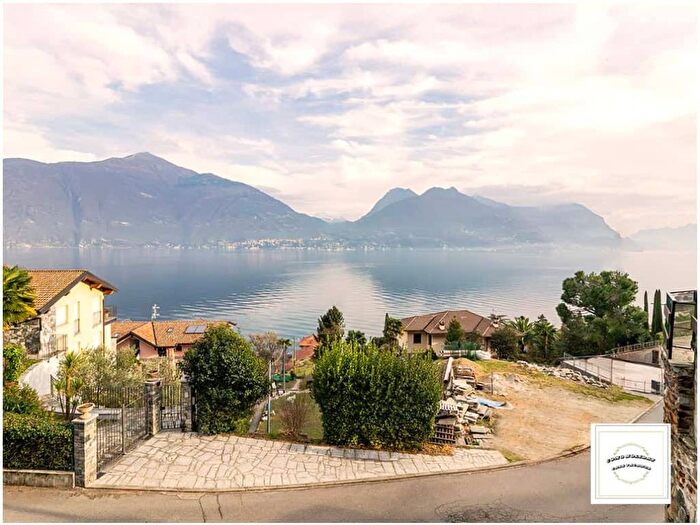 Appartamento trilocale in affitto in Frazione Pezzo, Acquaseria, San Siro