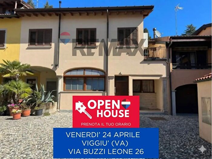 Appartamento trilocale in vendita in Via Buzzi Leone, Viggiu