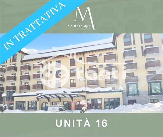 Appartamento bilocale in vendita in Via G Carducci Madesimo So, Madesimo