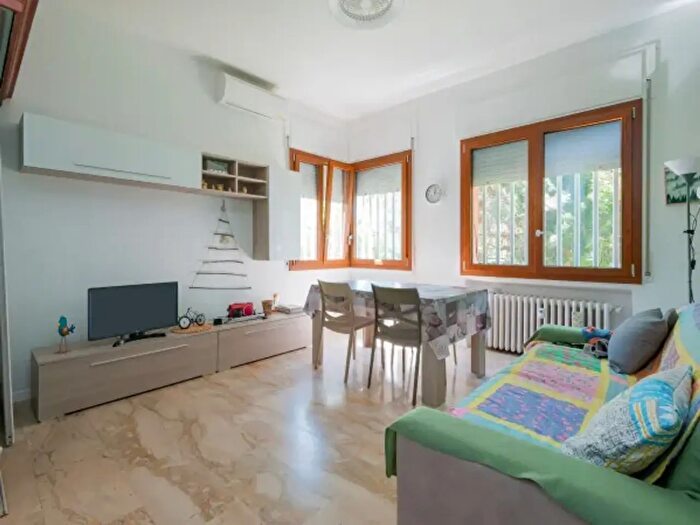 Appartamento bilocale in vendita in Via delle Forze Armate, Milano