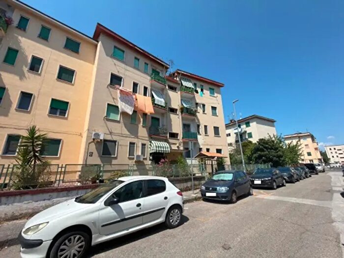 Appartamento trilocale in vendita in Via Luigi Settembrini, Benevento