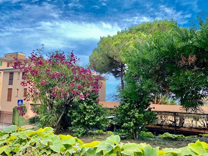 Appartamento con 5 locali in affitto in Via del Mare, Pineta, Arenzano