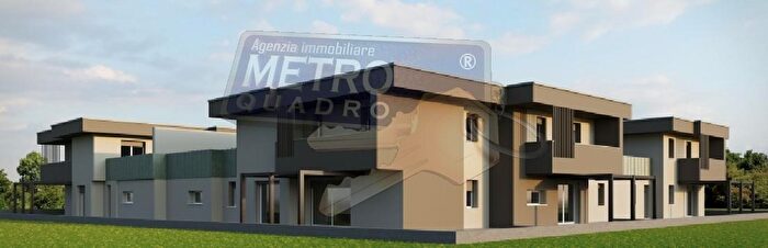 Casa con 6 locali in vendita in Via del Costo, Thiene