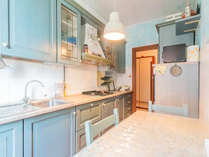 Appartamento bilocale in vendita in Via Fratelli Rosselli, Milano