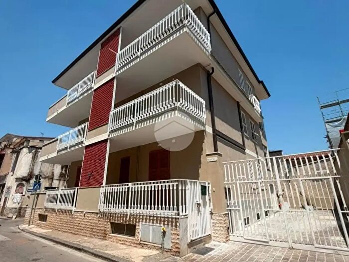 Appartamento trilocale in vendita in Corso Umberto, Cesa