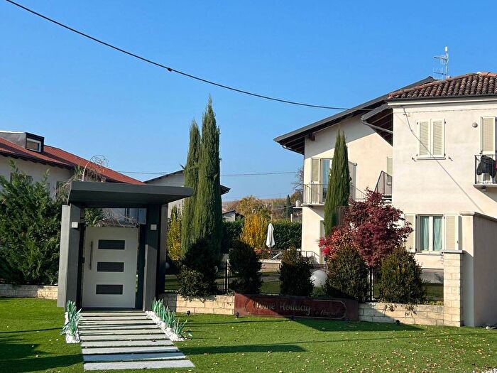 Appartamento trilocale in affitto in Strada dei Magliani, Scaparone Biglini Magliano, Alba