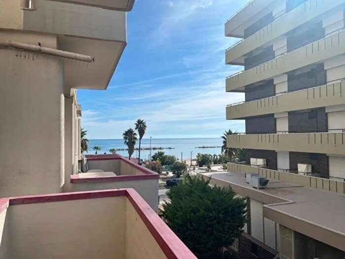 Appartamento trilocale in vendita in Via Guglielmo Marconi, Alba Adriatica