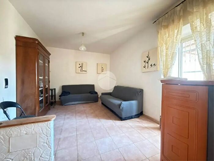 Casa quadrilocale in vendita in Via Francesco Daniele, Caserta