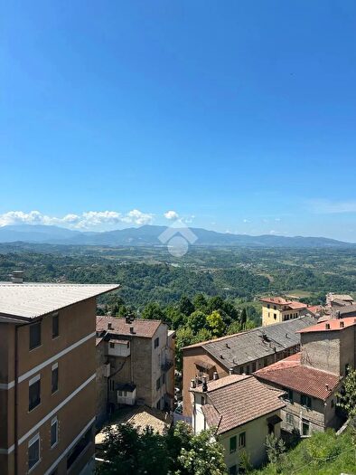 Appartamento trilocale in vendita in Via Costantino Tabolacci, Olevano Romano