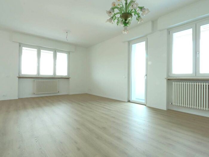 Casa con 6 locali in affitto in Via Cimone, Santa Bertilla Mercato Nuovo, Vicenza