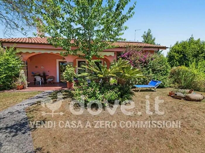 Casa con 6 locali in vendita in Bracciano Snc, Bracciano