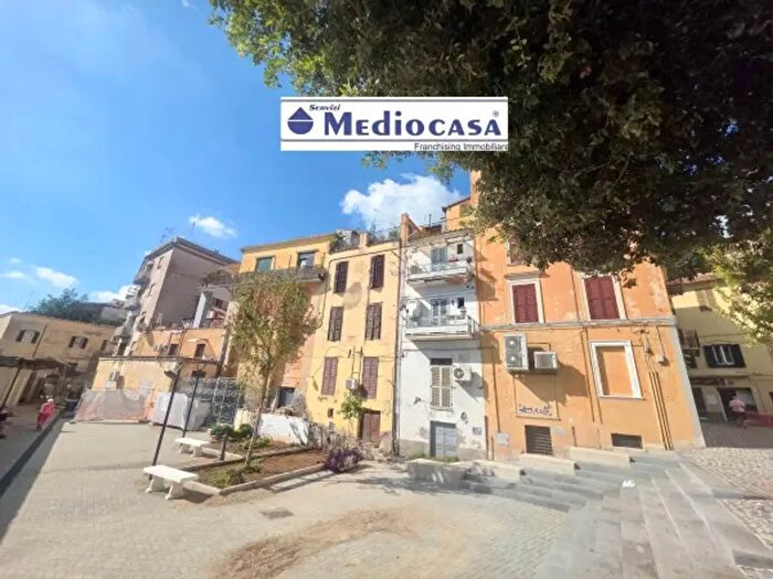 Appartamento trilocale in vendita in Corso della Repubblica, Velletri