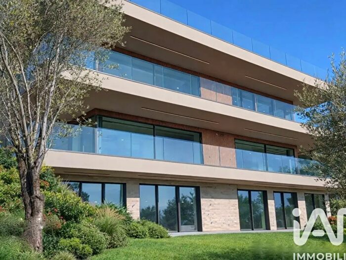 Appartamento con 5 locali in vendita in Via Montemaderno, Toscolano Maderno