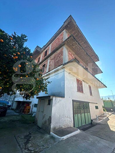 Appartamento quadrilocale in vendita in Via Caiano, Nocera Inferiore