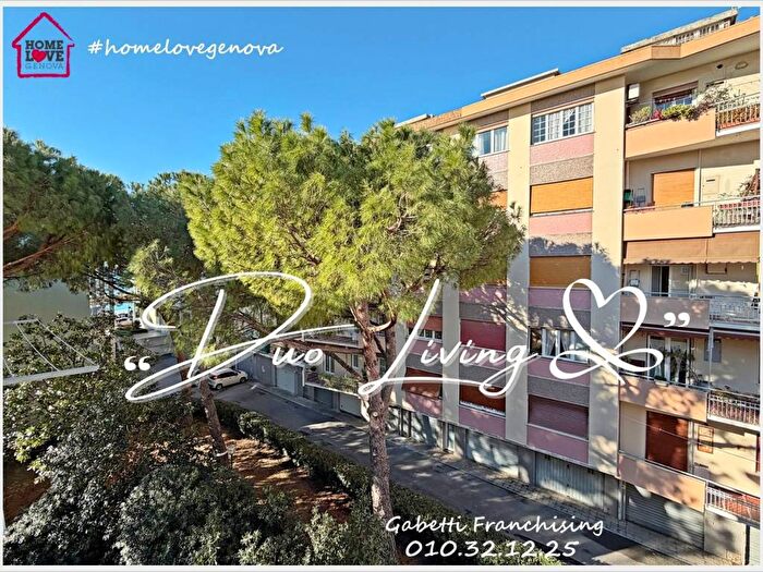 Casa con 6 locali in vendita in Via Nicola Fabrizi, Quarto, Genova