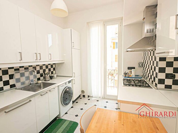 Appartamento trilocale in affitto in Via Gaetano Donizetti, Sestri Ponente, Genova