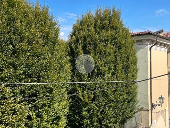 Appartamento trilocale in affitto in Vicolo Urgnani, Carmine, Brescia