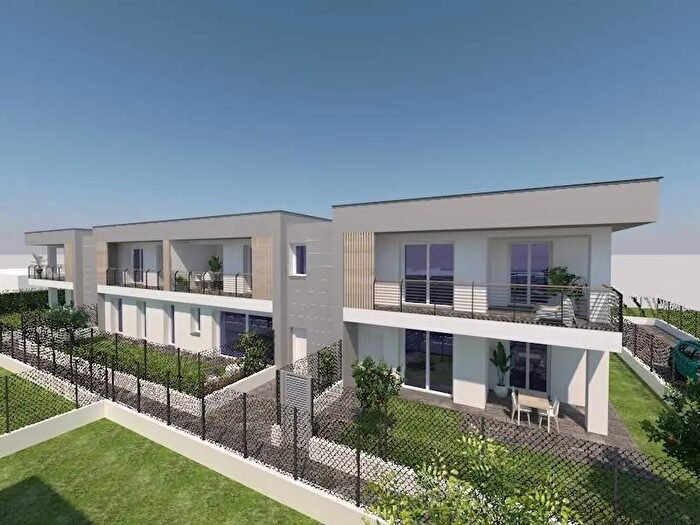 Appartamento trilocale in vendita in Via Goffredo Mameli, Lomazzo