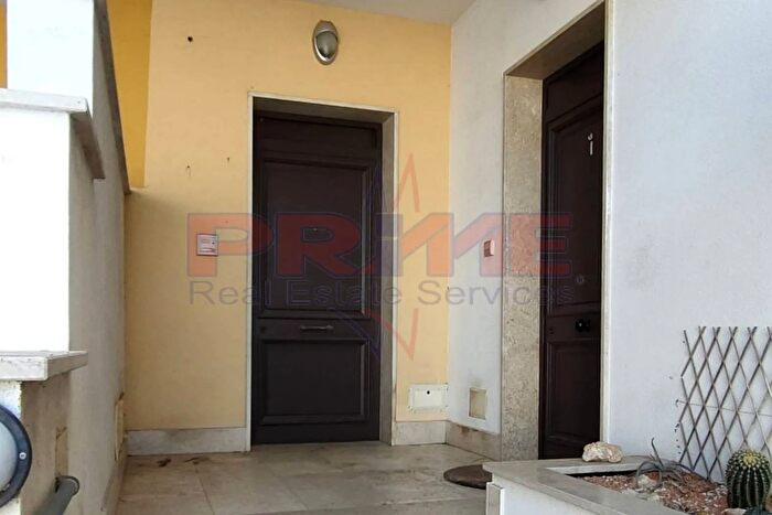 Appartamento con 5 locali in vendita in Via Giovanni Battista Pirelli Alezio, Alezio