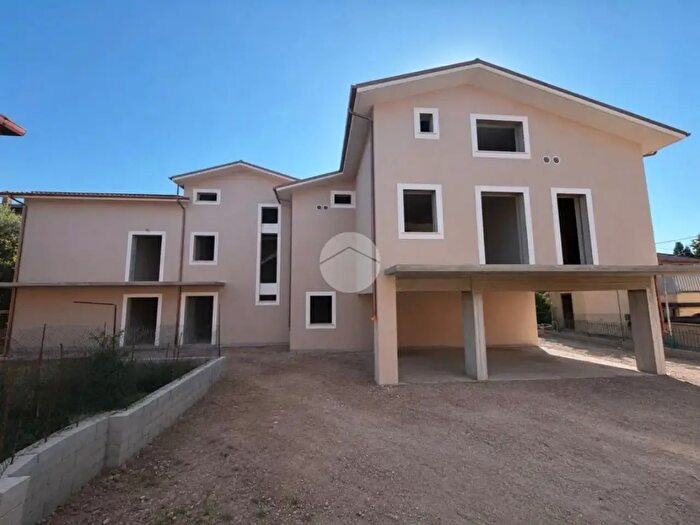 Appartamento monolocale in vendita in Via Martiri della Resistenza, Fara In Sabina