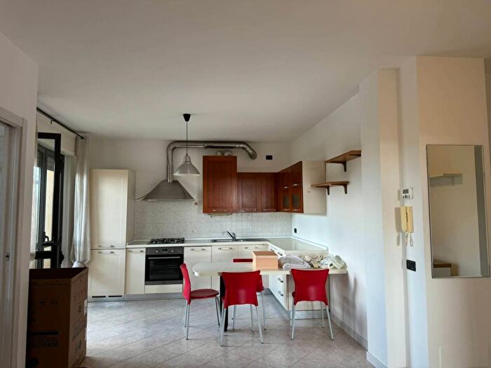 Appartamento trilocale in affitto in VIA BORGO PALAZZO, Celadina Boccaleone, Bergamo