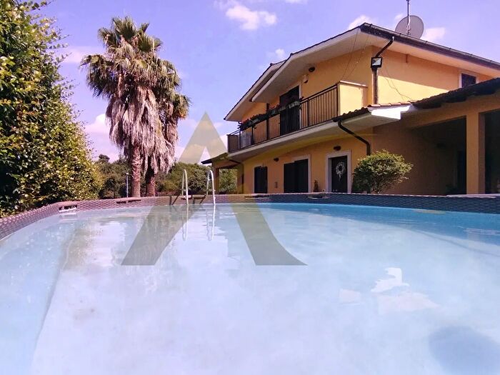 Casa in vendita in Lariano