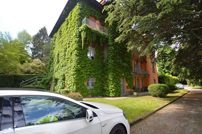 Appartamento trilocale in vendita in Corso Laghi, Buttigliera Alta