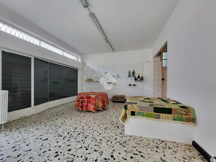 Appartamento bilocale in affitto in Via Zappa, Besana In Brianza