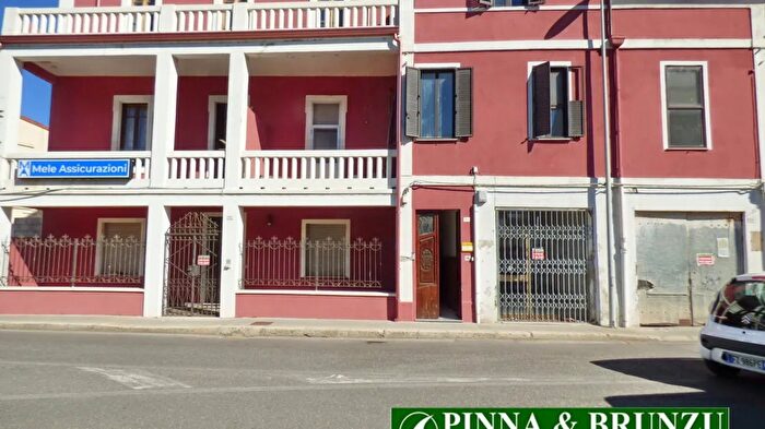 Casa in vendita in Via Tharros Oristano Oristano, Oristano