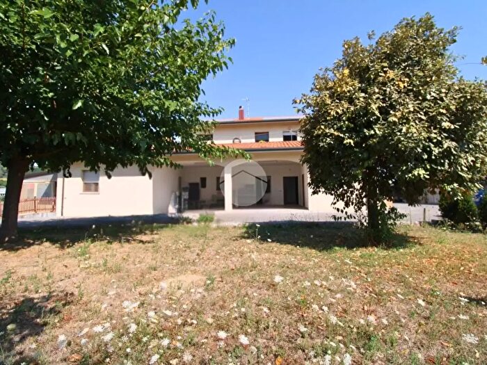 Casa trilocale in vendita in Via Sabanelle, Rimini