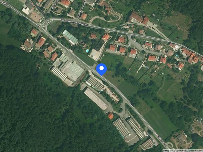 Casa in vendita in Via Sonna Torre De Busi Bg Italia, Torre De Busi