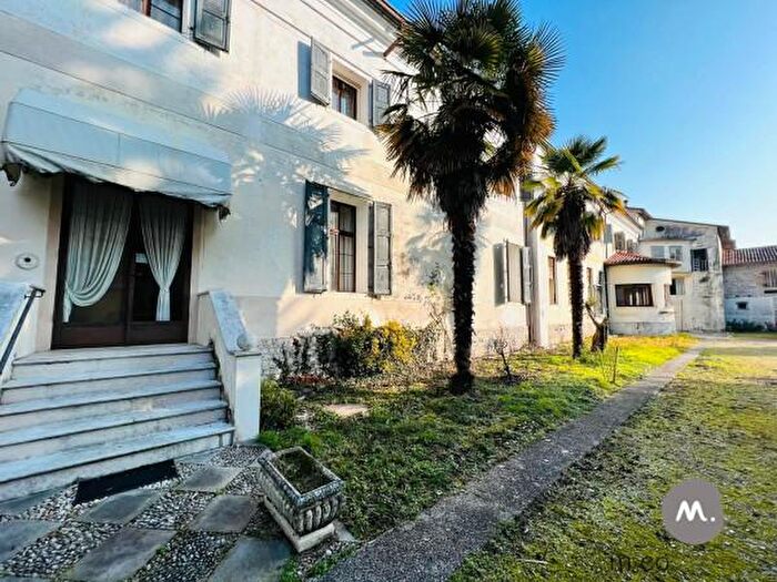 Casa con 6 locali in vendita in Via Casello, Zoppola